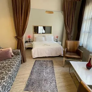 https://chez-bore-butique-hotel.istanbul-turkeyhotels.com